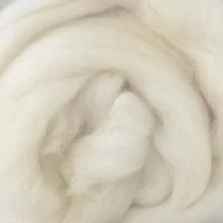 Natural white Merino wool fibres.