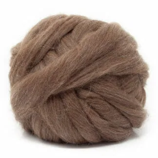 Natural, un-dyed, Alpaca fibre roving - Medium Brown